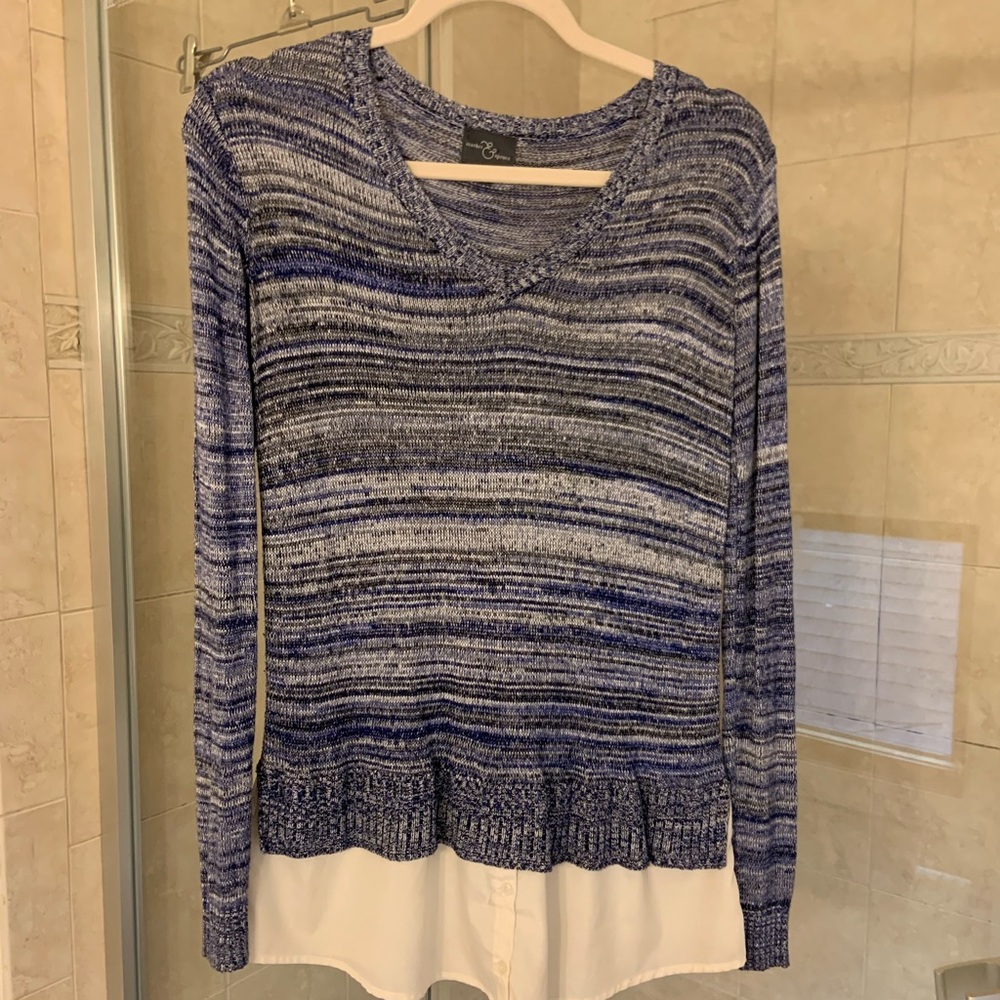 XS Parker Spruce Sweater with shirt detail at bottom.